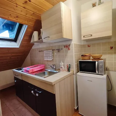 Madora - For Two In Fuzine, Near The Апартаменты