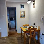 Madora - For Two In Fuzine, Near The شقة *