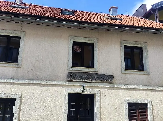 Madora - For Two In Fuzine, Near The 公寓 弗济内